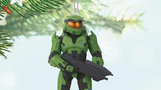 Halo Master Chief ornament tops the Christmas charts at Amazon—I've already ordered 10